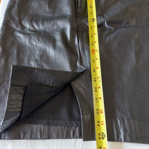PCFL (premiere en cuir first in leather Canada) Vintage Leather Skirt, size 8 - Picture 5 of 8